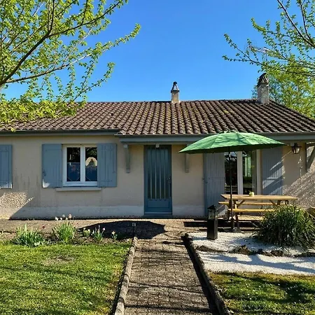 Charmante Maison, Terrasse, Animaux Admis - 4 Pers. - Fr-1-616-563